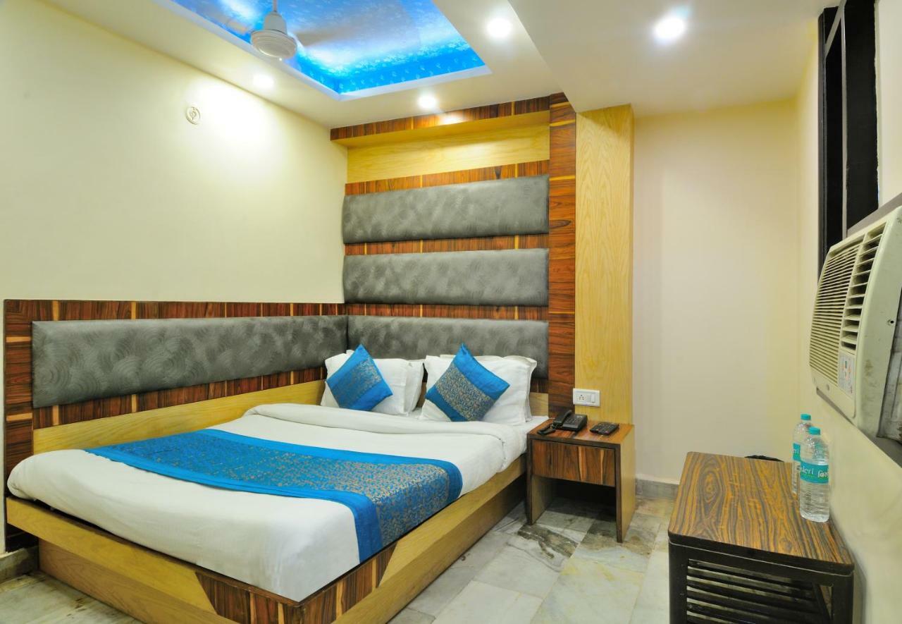 Hotel Lahorimal Deluxe New Delhi Extérieur photo