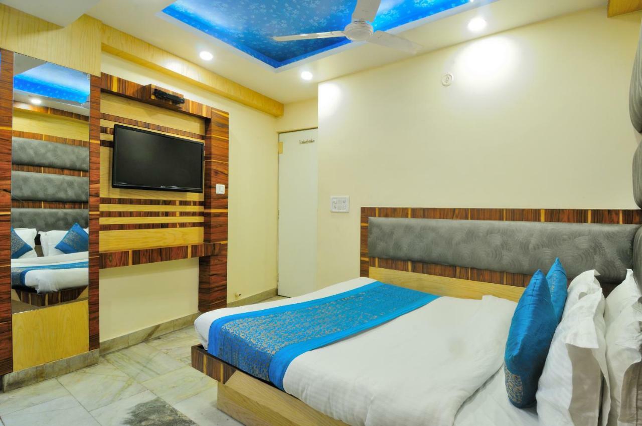 Hotel Lahorimal Deluxe New Delhi Extérieur photo